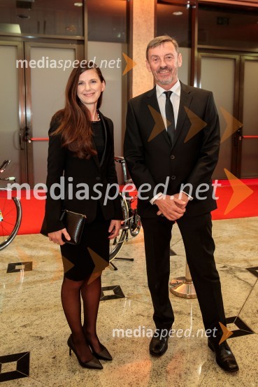  Melanija Šober;  Boštjan GašperšičPrimož Roglič predal naziv botra, dobrodelna prireditev Olimpijskega komiteja Slovenije