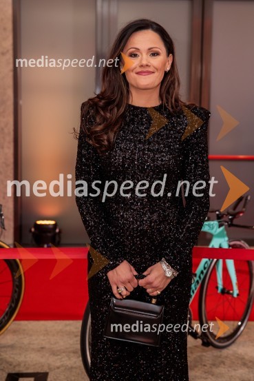  Lora Roglič KlincPrimož Roglič predal naziv botra, dobrodelna prireditev Olimpijskega komiteja Slovenije