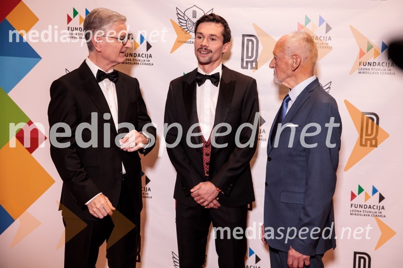  Franjo Bobinac, podpredsednik in generalni direktor za globalni marketing, Hisense International., predsednik Rokometne zveze Slovenije;  Primož Roglič, kolesar;  Miroslav Cerar, nekdanji gimnastičar, nekdanji predsednik Odbora za podeljevanje Bloudkovih priznanjPrimož Roglič predal naziv botra, dobrodelna prireditev Olimpijskega komiteja Slovenije