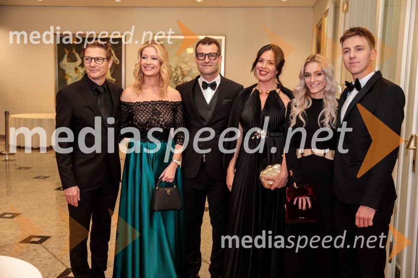 dr. Andraž Vehovar, podjetnik, nekdanji športnik;  Ana Vehovar;  Andrej Hauptman, nekdanji kolesar, selektor državne kolesarske reprezentance;  Teja Hauptman;  Urška Žigart, kolesarka;  Tadej Pogačar, kolesarPrimož Roglič predal naziv botra, dobrodelna prireditev Olimpijskega komiteja Slovenije