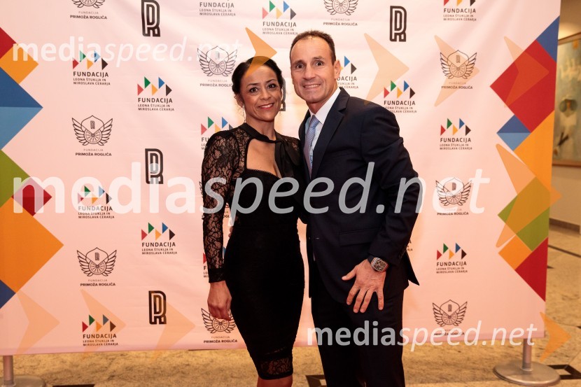  Bianca Tapilatu Barada, trenerka, Športni center Barada;  Tomaž Barada, taekwondoist in kickbokser, predsednik Športne zveze Maribor, predsednik Športne zveze Maribor, podpredsednik Olimpijskega komiteja SlovenijePrimož Roglič predal naziv botra, dobrodelna prireditev Olimpijskega komiteja Slovenije