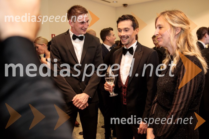  ... ;  Primož Roglič, kolesar;  ... Primož Roglič predal naziv botra, dobrodelna prireditev Olimpijskega komiteja Slovenije