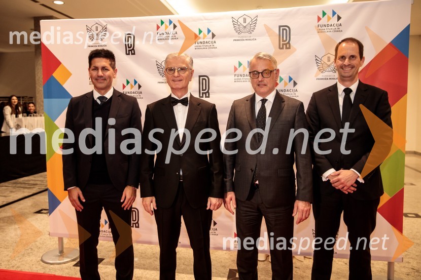  ... ;  Franjo Bobinac, podpredsednik in generalni direktor za globalni marketing, Hisense International., predsednik Rokometne zveze Slovenije;  Matjaž Han, minister za gospodarski razvoj in tehnologijo;  ... Primož Roglič predal naziv botra, dobrodelna prireditev Olimpijskega komiteja Slovenije