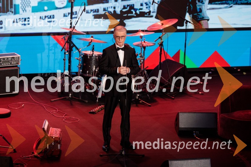  Franjo Bobinac, podpredsednik in generalni direktor za globalni marketing, Hisense International., predsednik Rokometne zveze SlovenijePrimož Roglič predal naziv botra, dobrodelna prireditev Olimpijskega komiteja Slovenije