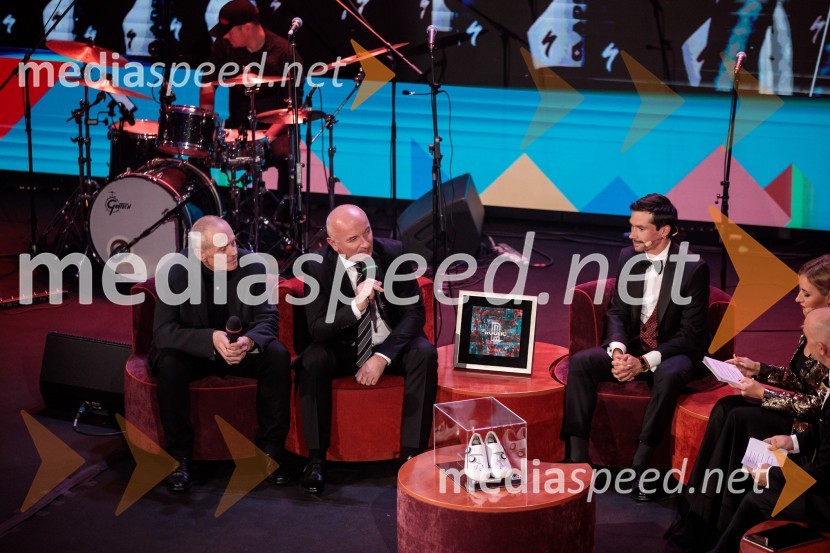  ... ;  Bogdan  Fink , direktor kolesarskega kluba Adria mobil;  Primož Roglič, kolesarPrimož Roglič predal naziv botra, dobrodelna prireditev Olimpijskega komiteja Slovenije