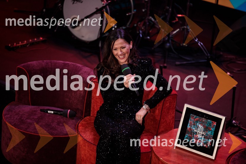  Lora Roglič KlincPrimož Roglič predal naziv botra, dobrodelna prireditev Olimpijskega komiteja Slovenije