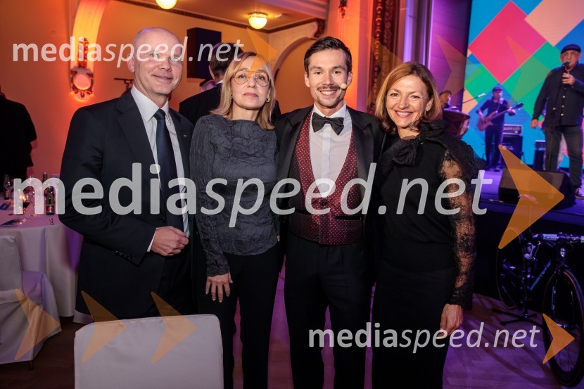  Gregor  Benčina, predsednik Slovenijales Group, podpredsednik sveta zavoda CER, iniciator pobude GreenTech Slovenia; dr. Alja  Brglez, šefinja kabineta bivšega predsednika RS;  Primož Roglič, kolesar; dr. Maja Zalaznik, nekdanja ministrica za izobraževanje, znanost in športPrimož Roglič predal naziv botra, dobrodelna prireditev Olimpijskega komiteja Slovenije