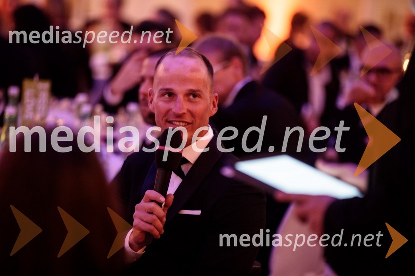  Anej Doplihar, slovenski paraolimpijecPrimož Roglič predal naziv botra, dobrodelna prireditev Olimpijskega komiteja Slovenije