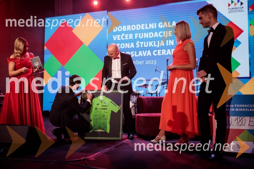 Primož Roglič predal naziv botra, dobrodelna prireditev Olimpijskega komiteja Slovenije