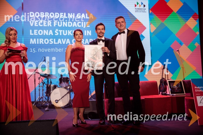  ... ;  Primož Roglič, kolesar;  ... Primož Roglič predal naziv botra, dobrodelna prireditev Olimpijskega komiteja Slovenije