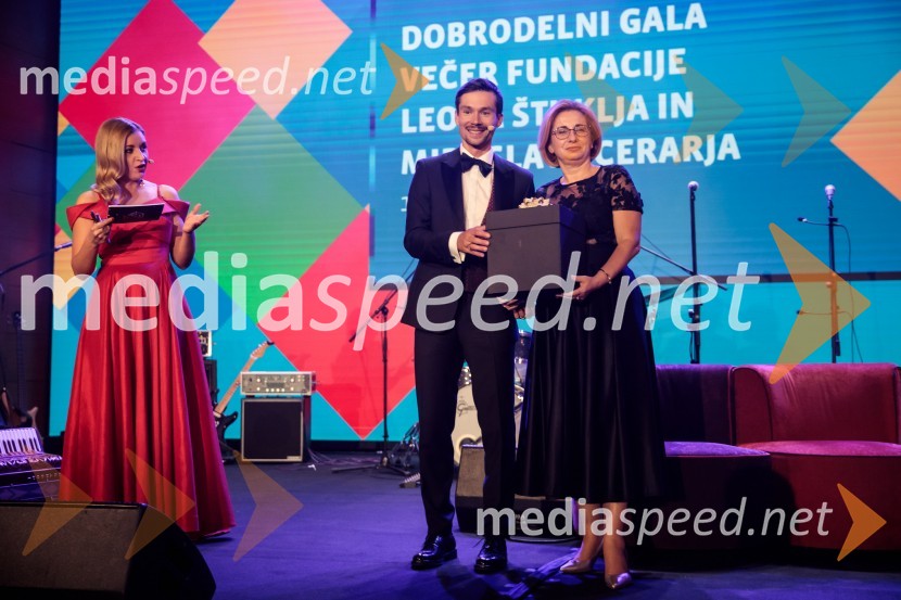  ... ;  Primož Roglič, kolesar;  ... Primož Roglič predal naziv botra, dobrodelna prireditev Olimpijskega komiteja Slovenije