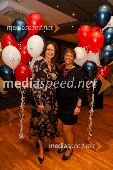  Ildiko Kiss, regijska direktorica prodaje skupine Air France – KLM;  ... 90. obletnica letalske družbe Air France