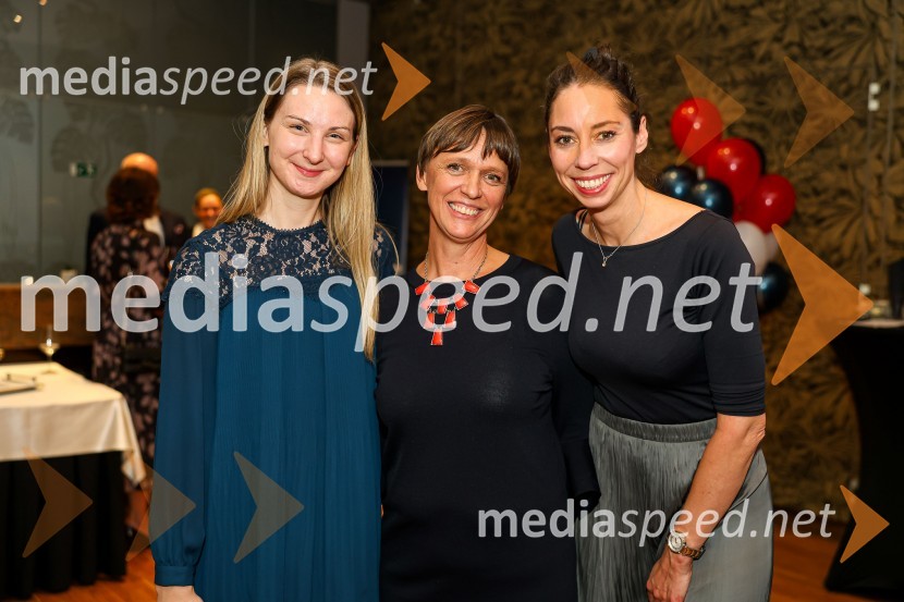  Nina Manfreda, IPPR, agencija za komuniciranje;  ... ;  Petra Kregar, IPPR, agencija za komuniciranje90. obletnica letalske družbe Air France