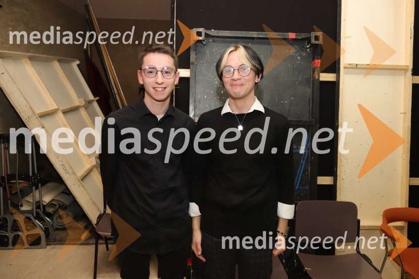 Premiera Drame SNG Maribor Monolog za živeče v času izumrtja