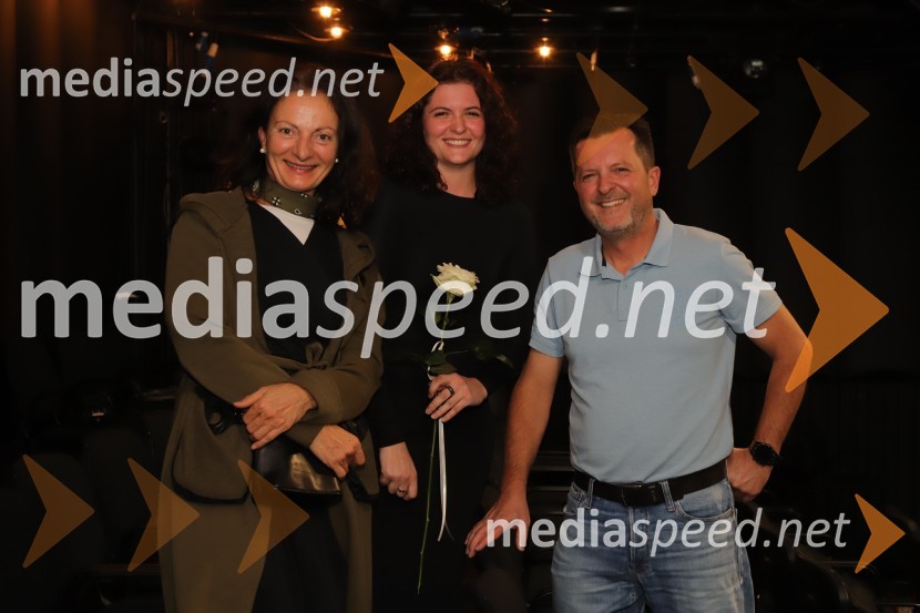 Premiera Drame SNG Maribor Monolog za živeče v času izumrtja