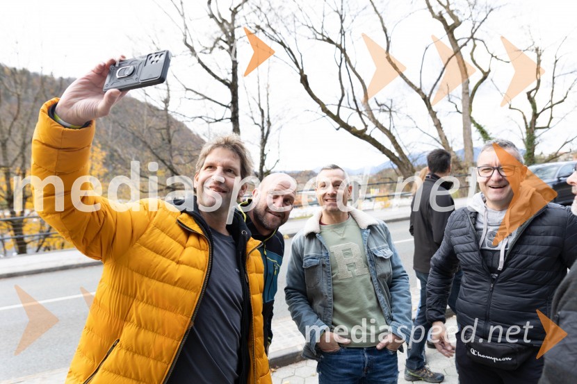 Vinska pot v rovih pod starim Kranjem 2023, petek