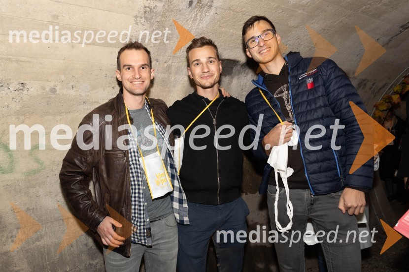 Vinska pot v rovih pod starim Kranjem 2023, petek