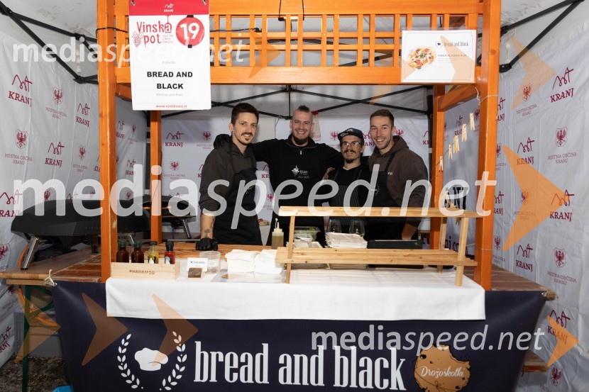 Vinska pot v rovih pod starim Kranjem 2023, petek