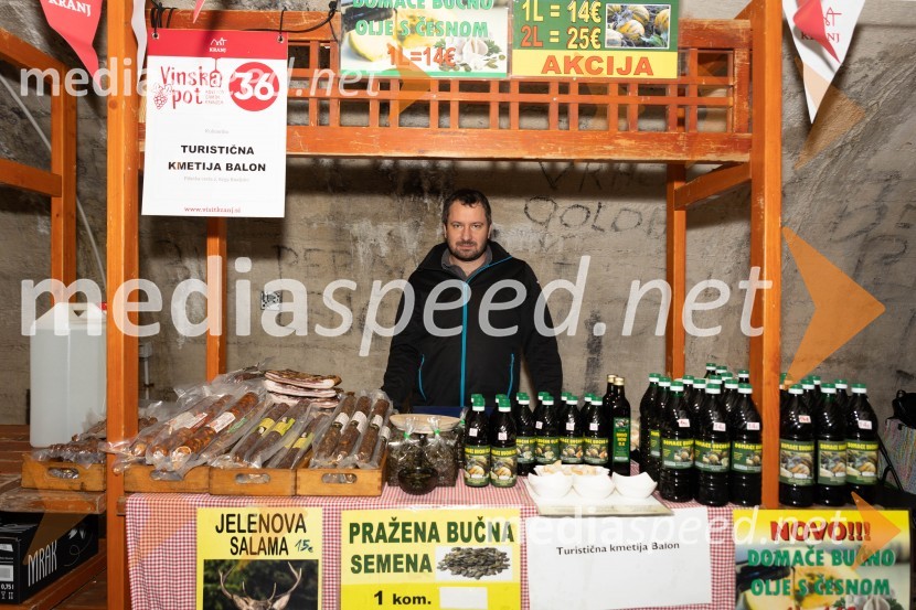 Vinska pot v rovih pod starim Kranjem 2023, petek