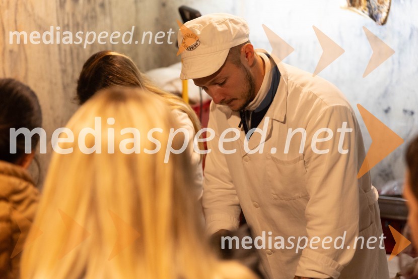 Vinska pot v rovih pod starim Kranjem 2023, petek