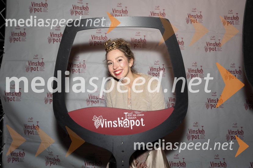 Vinska pot v rovih pod starim Kranjem 2023, petek