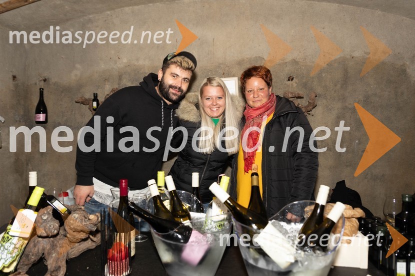 Vinska pot v rovih pod starim Kranjem 2023, petek