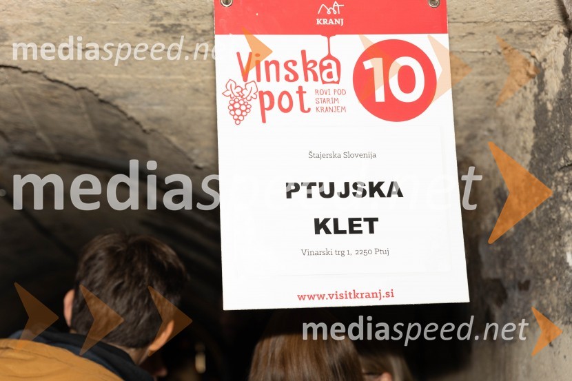 Vinska pot v rovih pod starim Kranjem 2023, petek