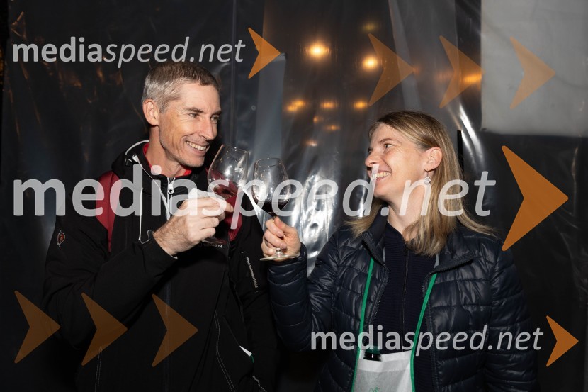 Vinska pot v rovih pod starim Kranjem 2023, petek