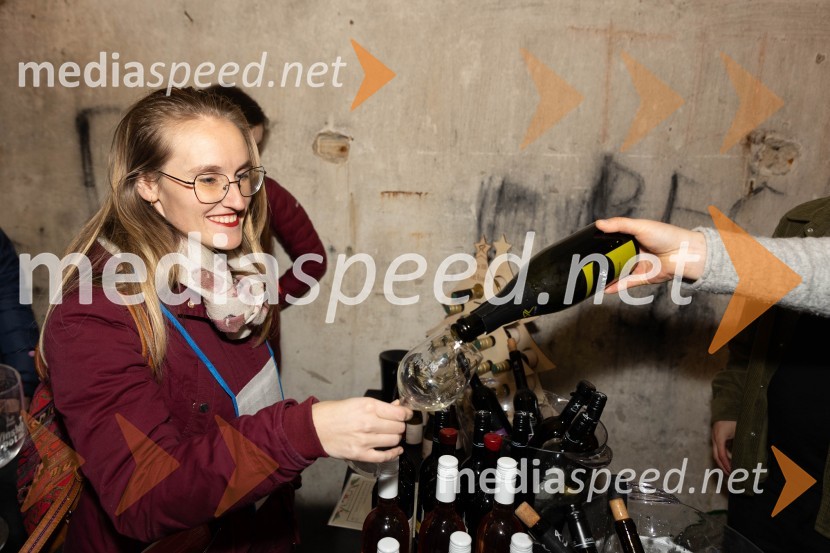 Vinska pot v rovih pod starim Kranjem 2023, petek