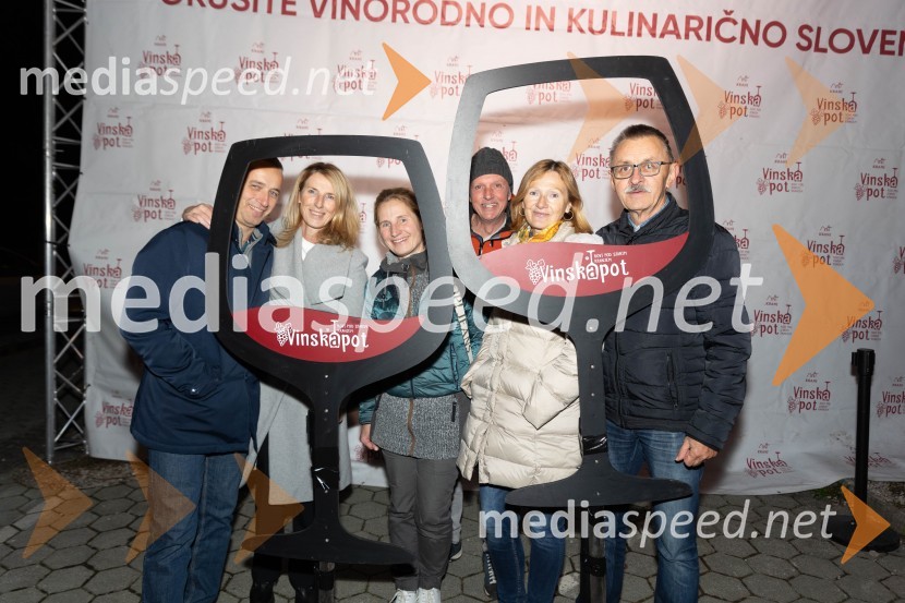 Vinska pot v rovih pod starim Kranjem 2023, petek