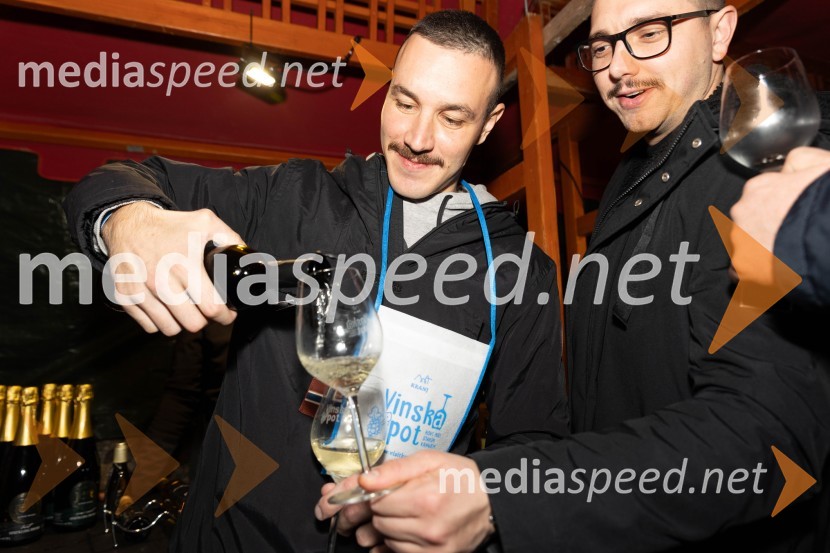 Vinska pot v rovih pod starim Kranjem 2023, petek