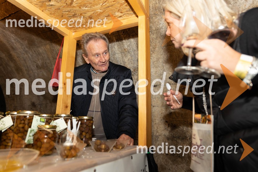 Vinska pot v rovih pod starim Kranjem 2023, petek