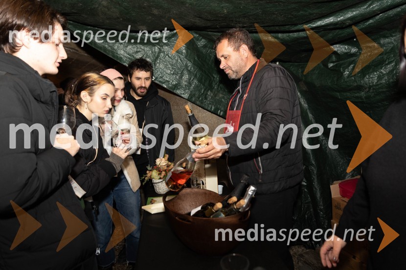 Vinska pot v rovih pod starim Kranjem 2023, petek