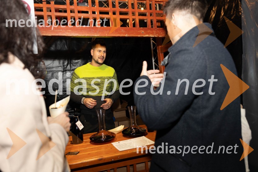 Vinska pot v rovih pod starim Kranjem 2023, petek