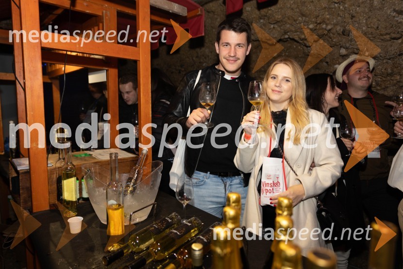 Vinska pot v rovih pod starim Kranjem 2023, petek