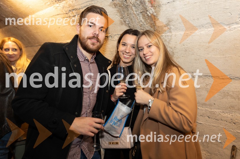 Vinska pot v rovih pod starim Kranjem 2023, petek