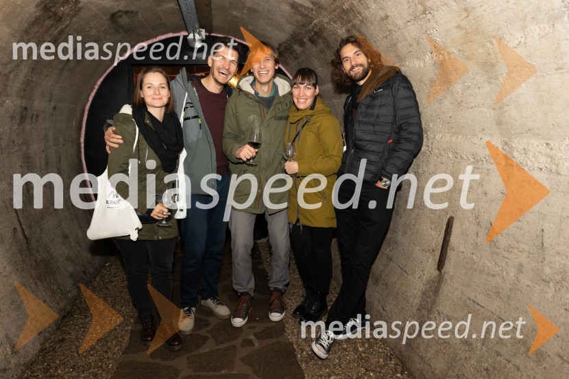 Vinska pot v rovih pod starim Kranjem 2023, petek