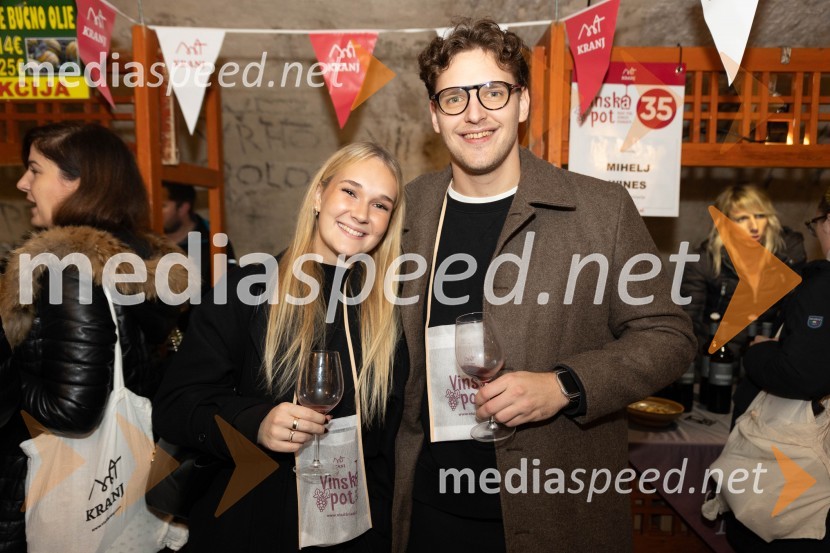 Vinska pot v rovih pod starim Kranjem 2023, petek