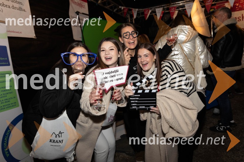 Vinska pot v rovih pod starim Kranjem 2023, petek