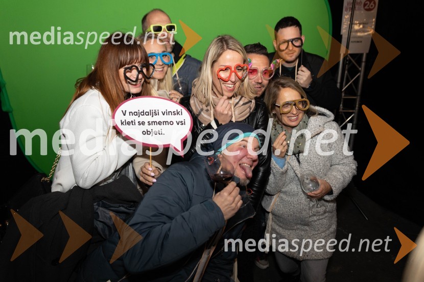 Vinska pot v rovih pod starim Kranjem 2023, petek