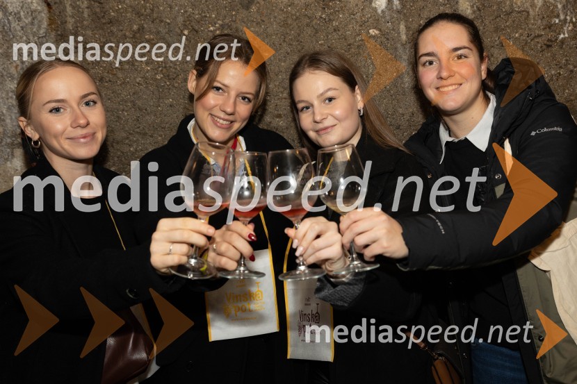 Vinska pot v rovih pod starim Kranjem 2023, sobota