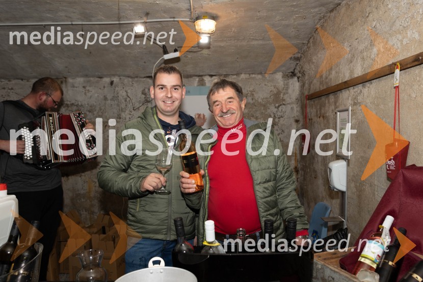 Vinska pot v rovih pod starim Kranjem 2023, sobota