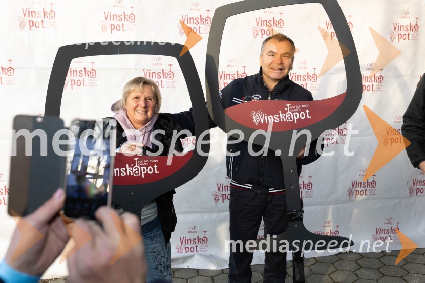 Vinska pot v rovih pod starim Kranjem 2023, sobota