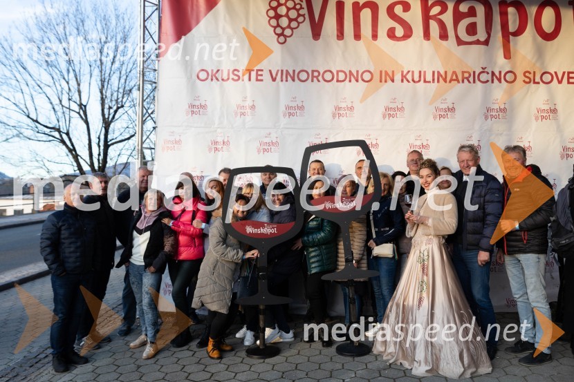 Vinska pot v rovih pod starim Kranjem 2023, sobota