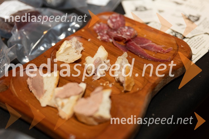 Vinska pot v rovih pod starim Kranjem 2023, sobota