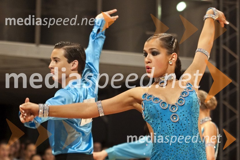Finale v kategoriji mladincevDržavno prvenstvo v latinskoameriških plesih in podelitev nagrad Povodni mož 2008