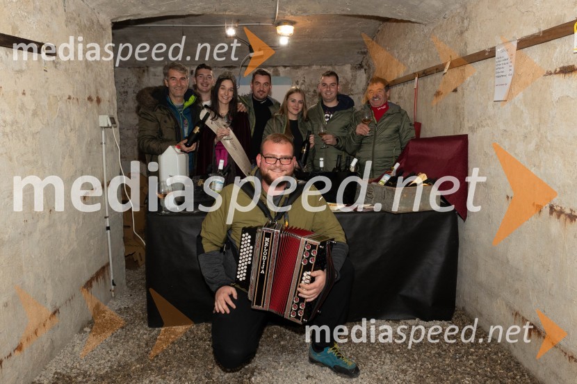 Vinska pot v rovih pod starim Kranjem 2023, sobota