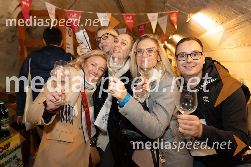 Vinska pot v rovih pod starim Kranjem 2023, sobota