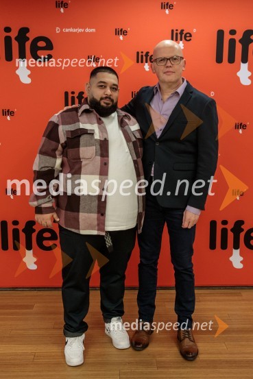  Edmond Máté Oláh-Molnár, igralec;  Simon Popek, programski direktor, festival LIFFe34. LIFFE, zaključek ljubljanskega filmskega festivala