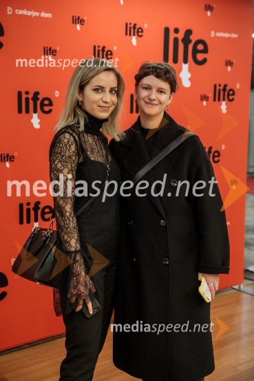  Laura Levec, vodja službe za goste, LIFFE;  Lara Zupan, vodja žirij, Liffe34. LIFFE, zaključek ljubljanskega filmskega festivala